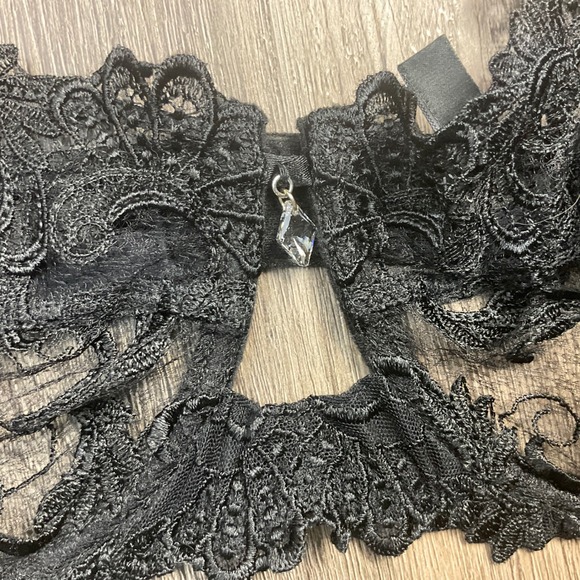 NWOT Lise Charmel Swarworski Crystal Lace Demi Sheer Floral Black Bra 38C France - Picture 4 of 5
